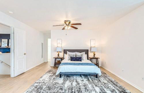 Bright & Luxury Entire House in Peaceful Neighborhood - Foto 11