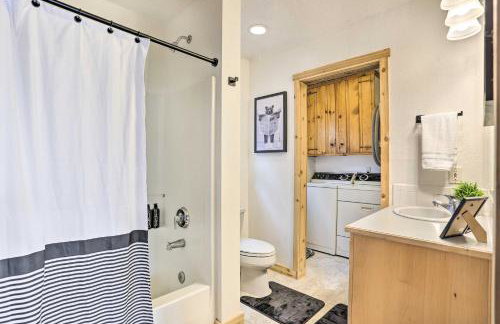 Peaceful Cabin with Mtn and River Views, Fire Pit - Foto 21