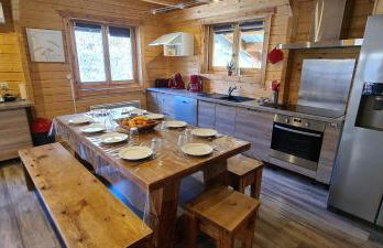 Chalet Enchanteur à Venosc avec Vue Panoramique et Jacuzzi - Photo 4