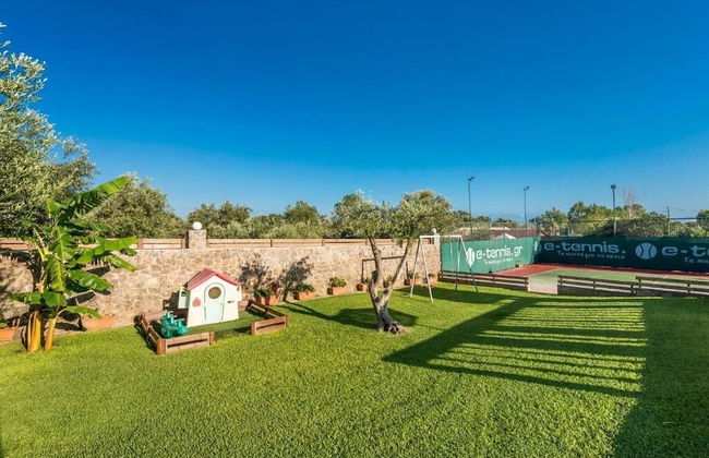 Villa Maxim with Private Pool & Tennis Court - Foto 22