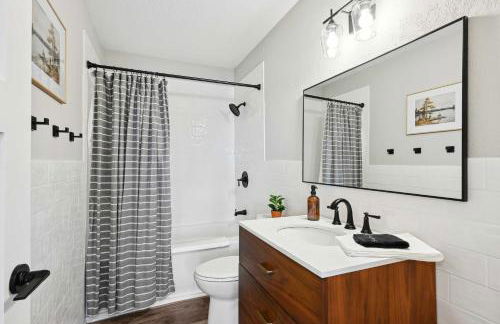 Waterfront Maple Lake Cabins with Private Beach! - Foto 19