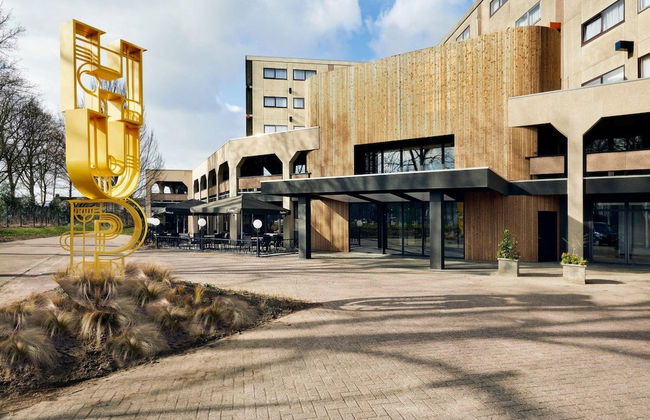 Modern Lodge With Dishwasher, Near Helmond - Photo 22