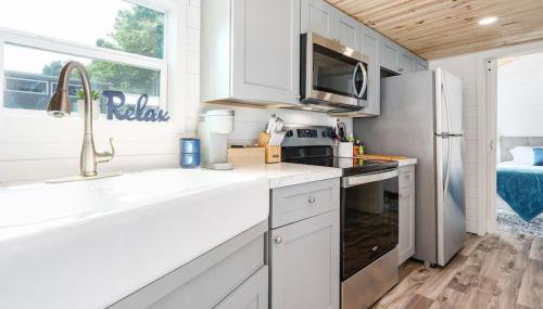 2 Villa D'Azur Luxury Tiny House Mins to Lake Guntersville, Downtown, Firepit - Foto 5