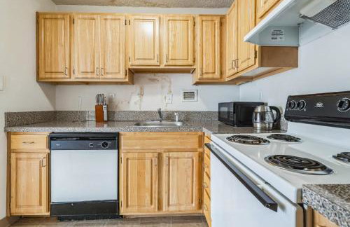 Legacy at Imperial Village 417 I 2 Bed 2 Bath - Foto 15