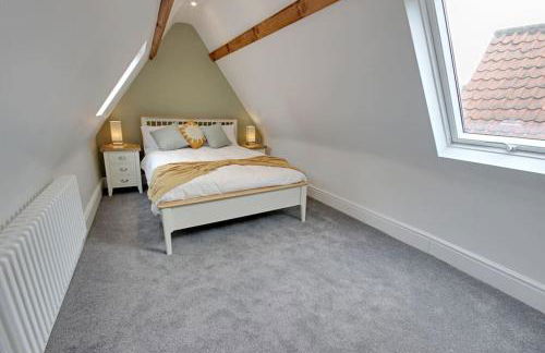 One Norwood - Grade 2 Listed, Central 3 Bed - Photo 17