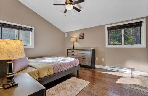 Serene Pocono Escape Hot Tub Lake Access - Foto 10