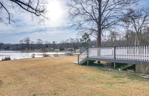 Bring Your Pup! Waterfront Cedar Pines Getaway - Foto 22