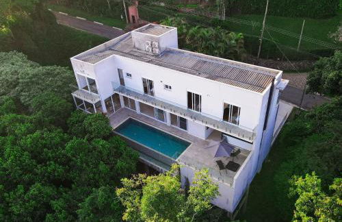 Luxo e segurança - 30 minutos de SP - Foto 1