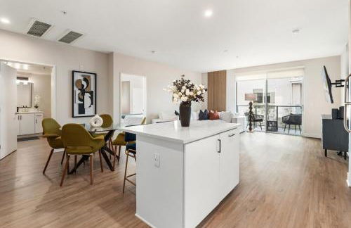 Spinel Stay - Charming 2BR Retreat Zen Garden Views Central - Foto 4