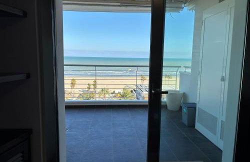 RIVIERA PALACE - TRILO SEA FRONT- Premium Villas - Foto 6