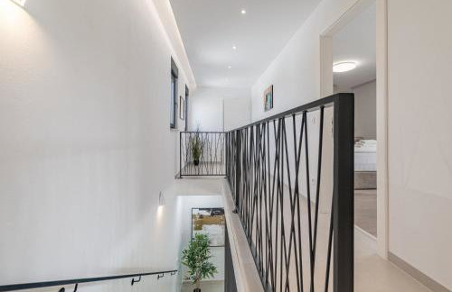 NEW! Luxury Villa Carlotte with 11m pool - Foto 51