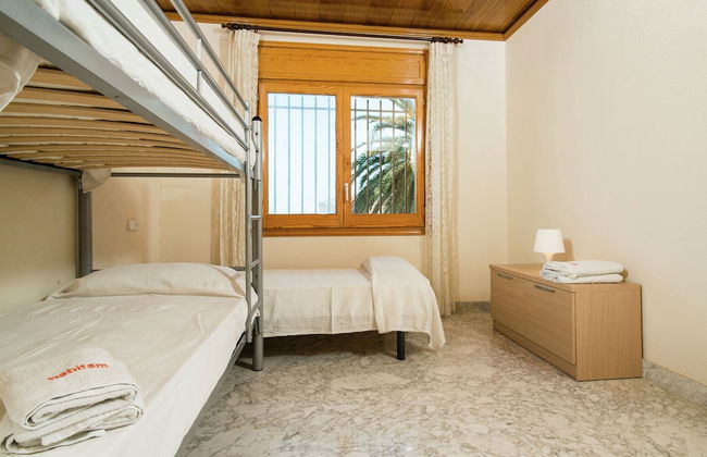 Alluring Holiday Home in Girona With Swimming Pool - Foto 19