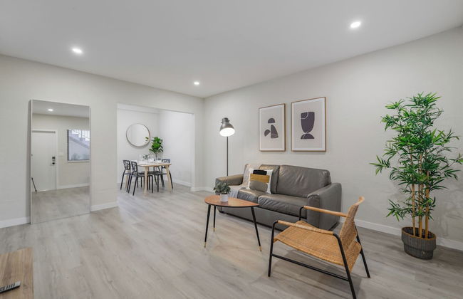 Amazing Experience in Calle Ocho - Photo 26