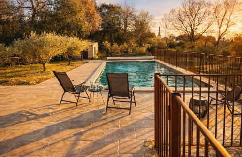 Studio cosy à Lagnes avec Piscine au milieu des oliviers - Foto 6