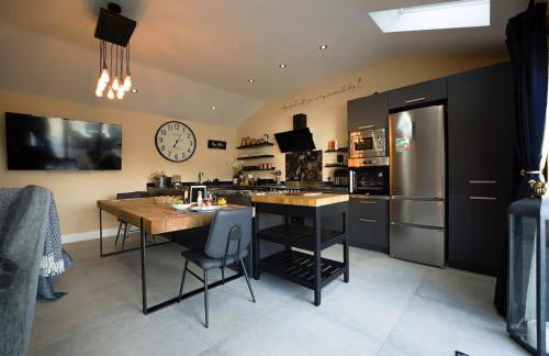 Walk Lane Chic 1bed , Luxury Kitchen Area , Parking , WiFi - Foto 12