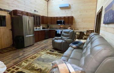 Lakeside Cabin Hot tub close to Ark Encounter - Foto 16