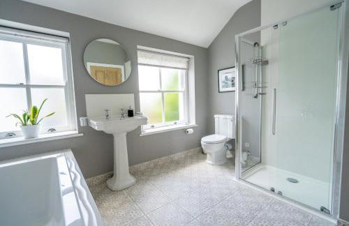 Stunning 4 bedroom house in Wadebridge, Cornwall - 2 living rooms and superking beds - Foto 5