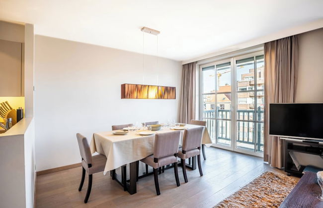 Apartment Near Sandy Beach in Coastal Area - Photo 11