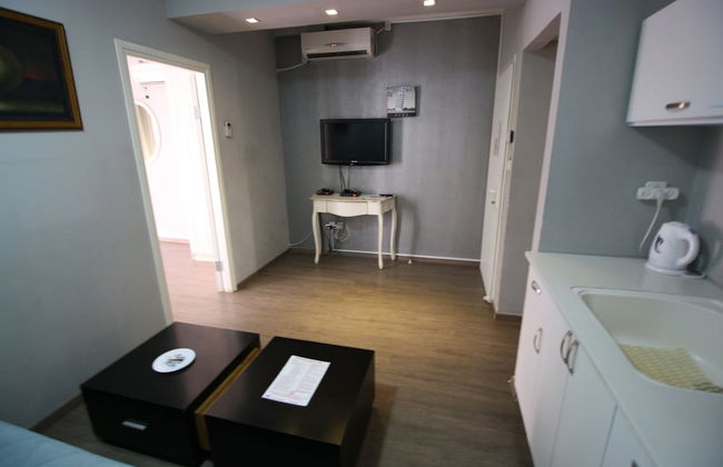 Rich Luxury Suites - Photo 6