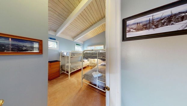 Silver Spring Chalet Brought to you by GetAway Vacations - Foto 5, Habitación