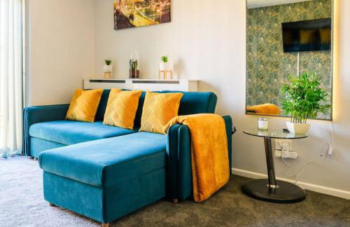 Stylish Two-bed House Birmingham with Parking - Foto 2