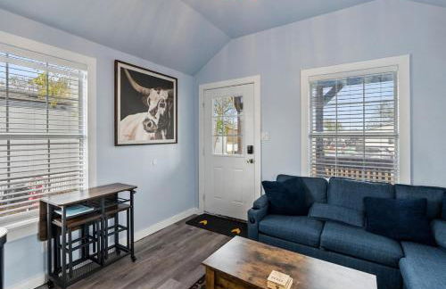 Coastal Haven Minutes From Beaches and Downtown - Foto 4