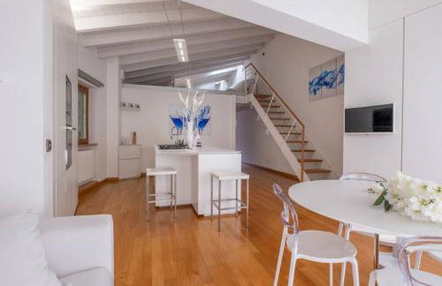 Happy Guest Apartments - Lake & Style - Foto 1