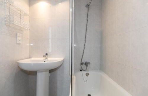 UHC Riviera Family Apartments - Foto 24