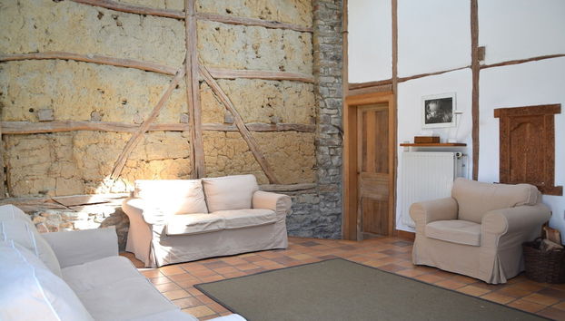 Heritage Holiday Home in Roumont - Photo 5, Living room