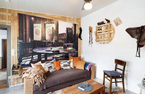 Wildwest Lounge - Photo 14