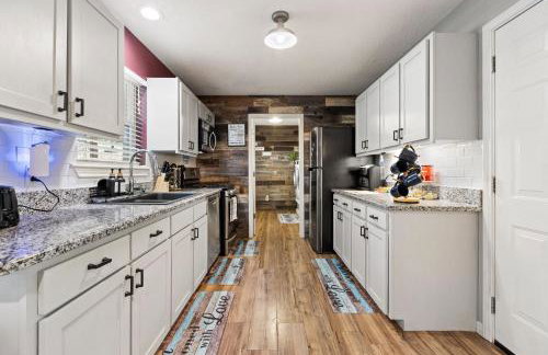 DFW Mid-Cities Oasis with Pool, Hot Tub and Fire Pit - Photo 3