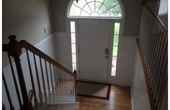 Opis Realty-Spacious Metro Atlanta Home - Foto 3