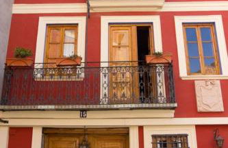 A la Sombra de la Torre - Photo 1