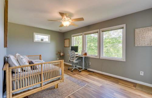 Breathtaking Marble Home on 5-Acre Hillside! - Foto 16