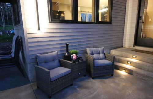 Luxe Lake Cabin Hot tub Grill Firepit EV charger - Foto 20