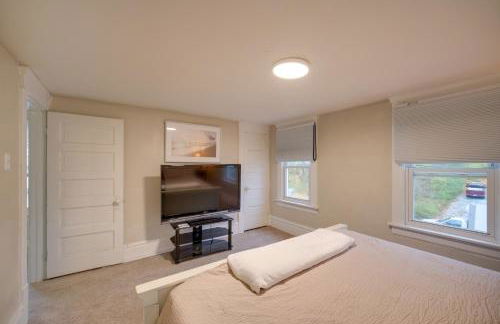 Yard, Fire Pit and Trails! Pet-Friendly Akron Home - Photo 16