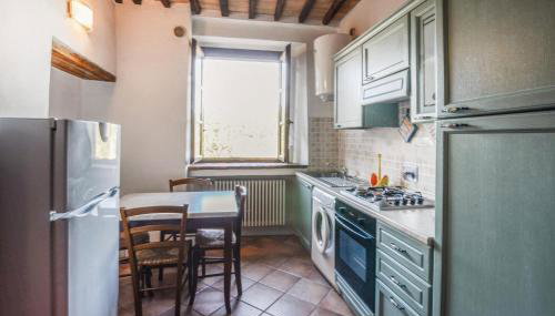 Cozy Apartment In Montecastelli Pisano - Foto 3