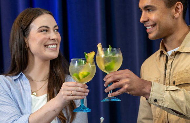 Tour y clase magistral de cócteles con ginebra Bombay Sapphire - Foto 3