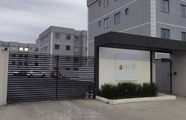 Ap 2 quartos amplos, com Ar condicionado central, Internet, Netflix e Garagem privativa - Foto 1