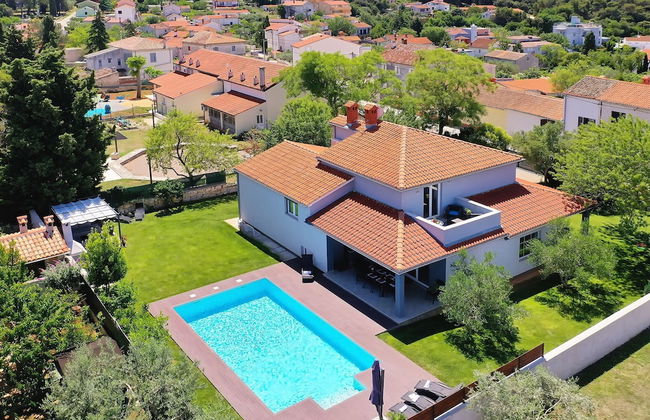 Villa in Pula Near Beach With Private Pool - Foto 28