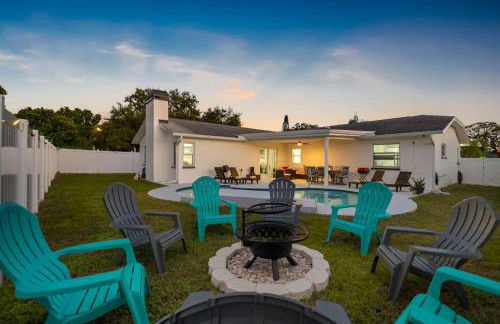 Luxe Getaway w Pool, Games & Fun Vibes - Foto 73