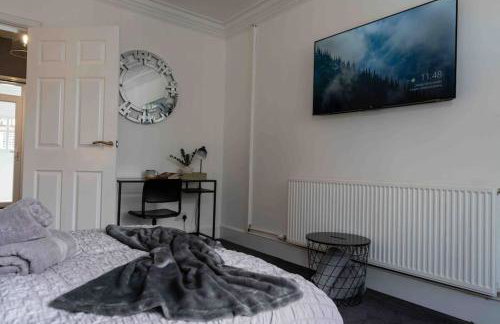 Casa Lobo's Beautiful Suites Apartment 1 free offroad parking - Foto 39