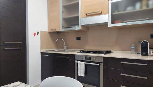 Gru House Family - Photo 3