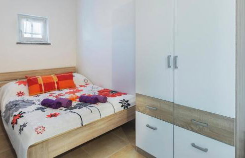 Stunning Apartment In Trget - Foto 28