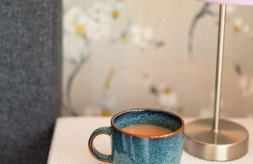 #08 Stylish Solihull Stay Sleeps 4 BHX NEC 10 mins - Free Parking - perfect for contractors and families - Foto 21