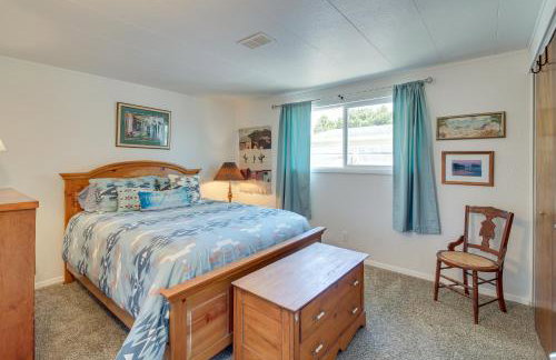 Central Bandon Retreat with Deck Less Than 1 Mi to Beach! - Photo 17