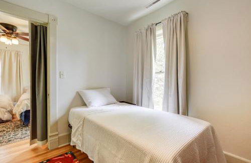 Cozy Elkhart Lake Apartment Walk to Town and Dining - Foto 24