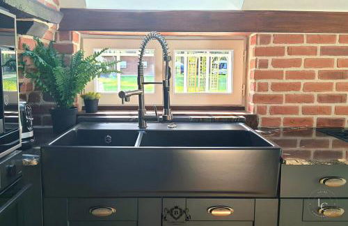 La Bretonnerie Luxury villa with pool & jacuzzi in a equestrian estate - Photo 37