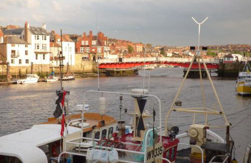 Mallard Engine Shed - Photo 32