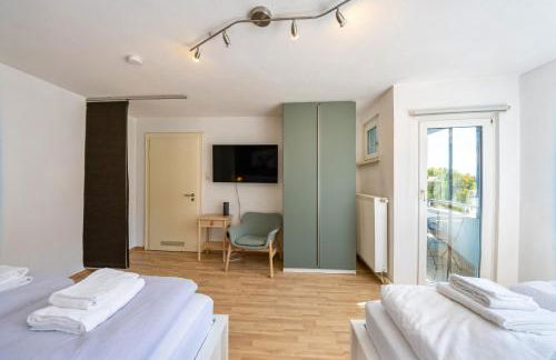 Apartment mit Balkon und Festungsblick - Foto 9